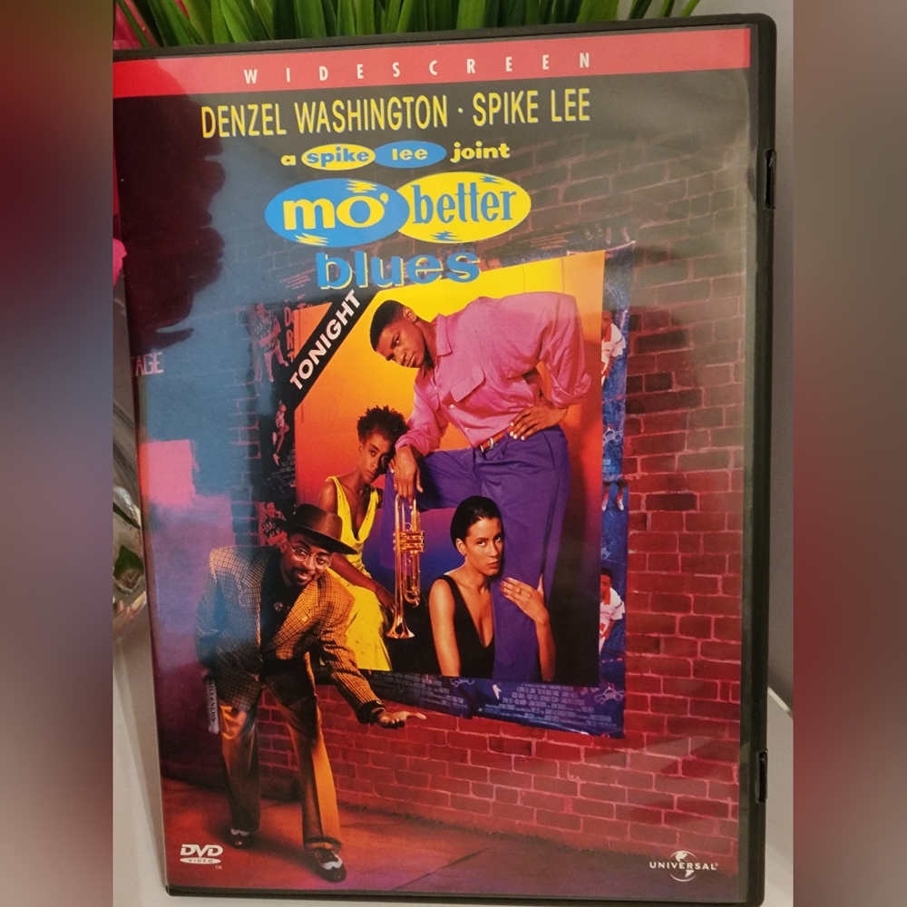 2 DVDs - Picture 2 of 2